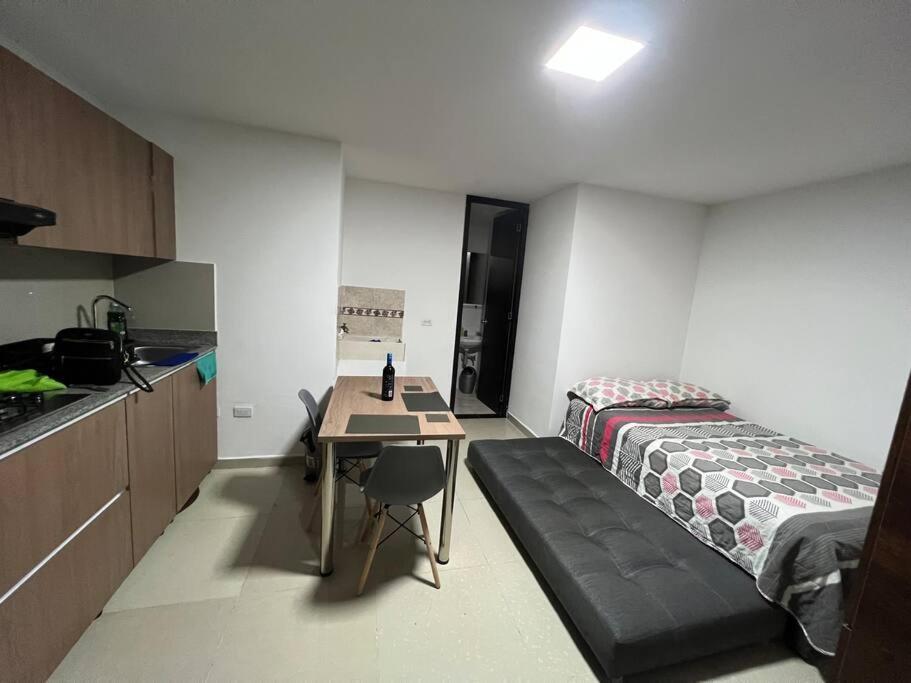 Apartment Entero Cerca Estacion Metro Itagui